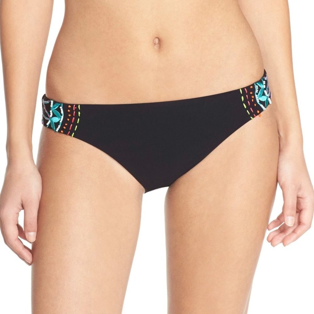 NWT Nanette Lepore Women's Mantra Embroidery Charmer Bikini Bottom Medium M